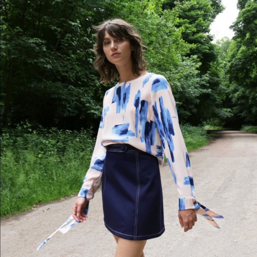 Brush strokes top